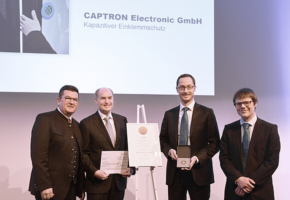 csm_CAPTRON-news-Bayerischer-Staatspreis-2017_01_2c4b5932b7 csm_CAPTRON-news-Bayerischer-Staatspreis-2017_01_2c4b5932b7