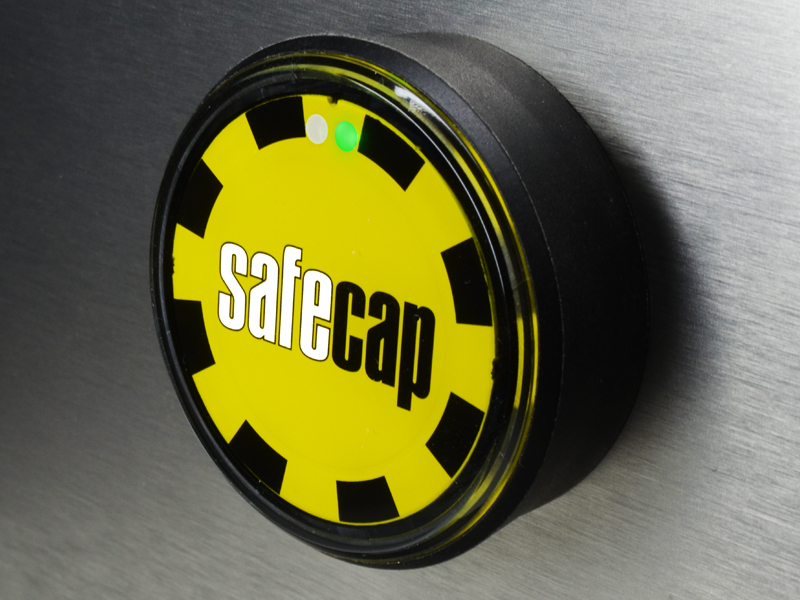 CAPTRON-Two-hand-control-safeCAP-SC30_application1
